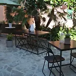 Quarantavasi Готель типу 